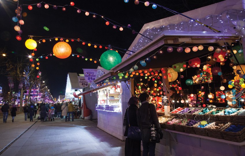f4ntastiques's tweet photo. Nous avons jusqu'au 8 Janvier 2017 pour profiter du Marché de #Noël des Champs Elysées ! https://t.co/3ws7gTd29t