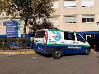 GalizAmbulancia's tweet photo. Instan al SESCAM a rectificar los pliegos de  condiciones del concurso del transporte sanitario.-
https://t.co/KXXBXRsV3u https://t.co/JrN6asUDIi
