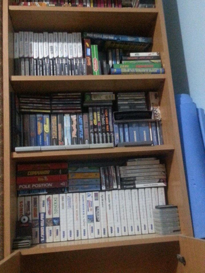TheMakoMod's tweet photo. Haciendo sitio abajo de la #GameTower  para sacar del altillo algunas joyas que llevan demasiado tiempo a la sombra.

It's hardware time! https://t.co/FooswjS1sZ