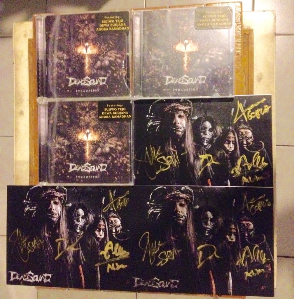 Berikan pertanyaan terseru kamu kepada <a href="/DEADSQUAD_Band/">DeadSquad Official</a> malam ini, ada album CD #Tyranation GRATIS!!! #RockonMonday