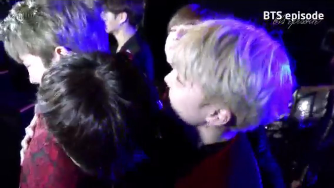 I love it so much when they hug each other 😢💕 This family!!