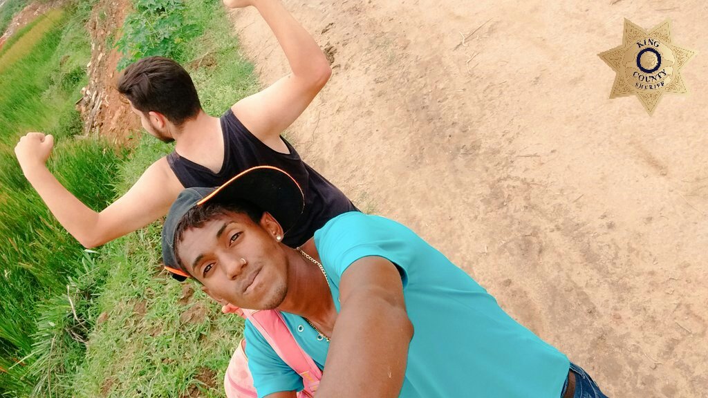 Richardkraket's tweet photo. #Aprocuradeumanamorada
@Vini_amorim07 
@Chavanas_Kraket 
#segundafollow 
#sigotds #SDV 
#ShadowhuntersNaCCXP 
#respectGOT7 
#Anonovo https://t.co/8nU2ZHtNMP
