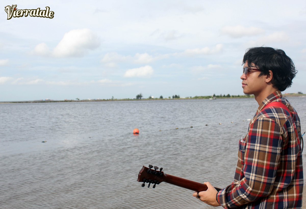 Vierratale's tweet photo. Candid @rakaciril .. ^^ #MIL2dunia https://t.co/jGjQvtSg7H
