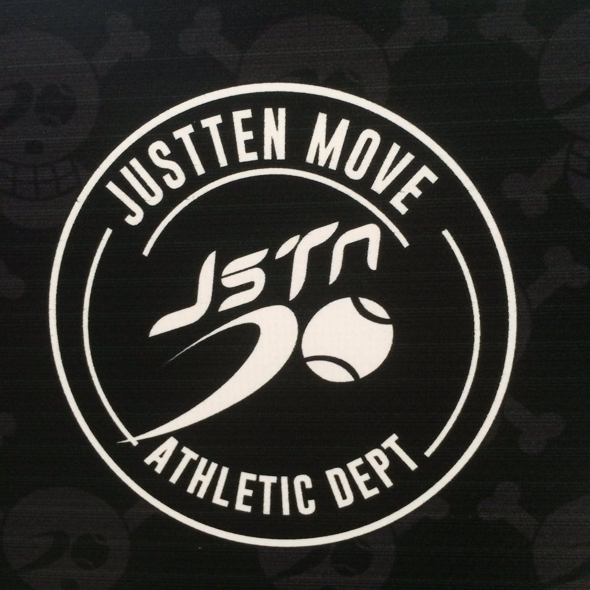 padel20's tweet photo. ⚠️ ATENCIÓN ⚠️
Te gustaría ganar una equipación completa del nuevo textil @Justtenpadel?
Clica el enlace
#TextilJstn
https://t.co/0WcQISRO7h https://t.co/9JbEgsBmTp