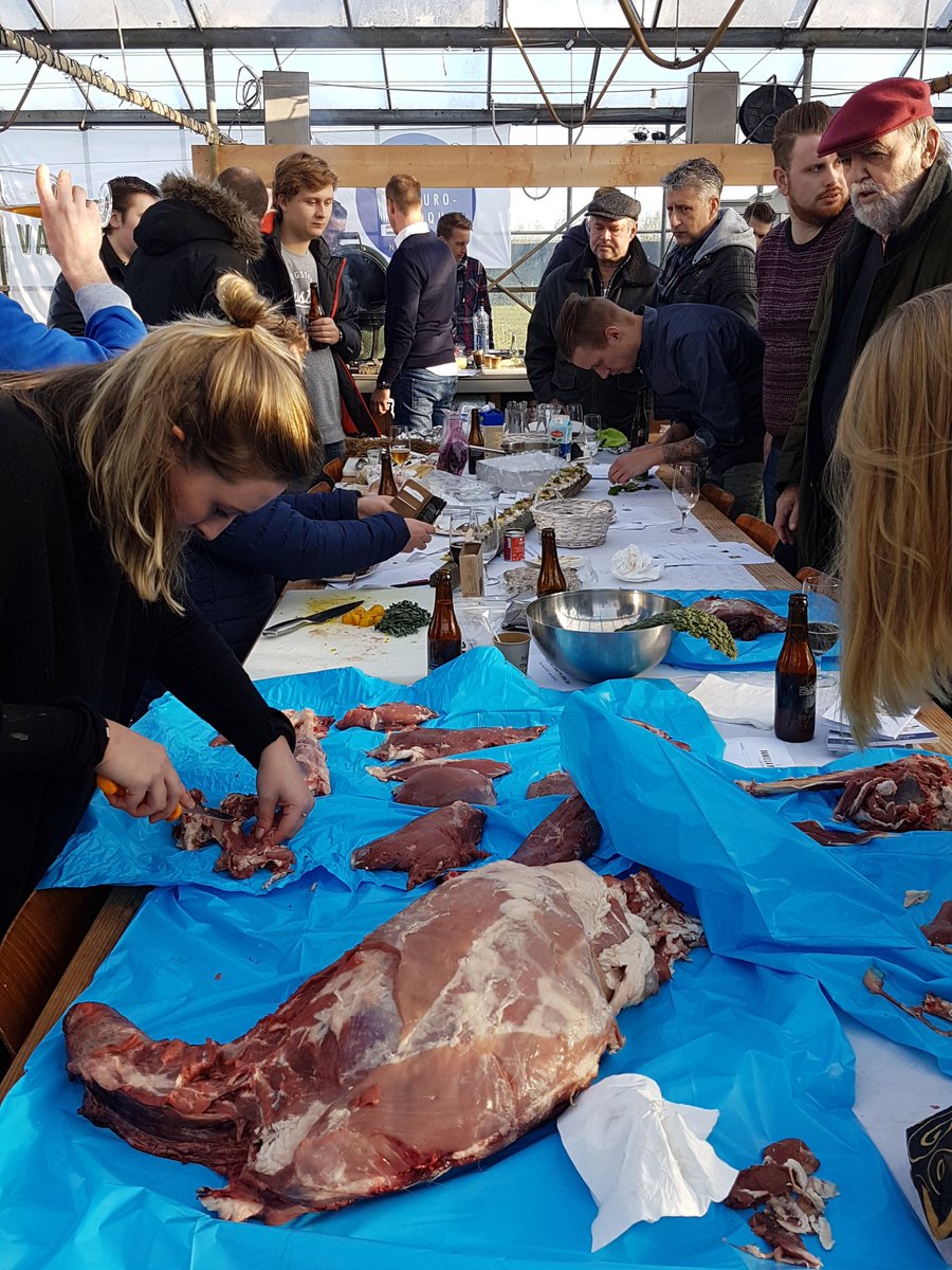 Gave inspiratiesessie voor koks van <a href="/vanilla_venture/">Vanilla Venture</a> bij <a href="/LennardterHall/">Slow Escargots</a> !