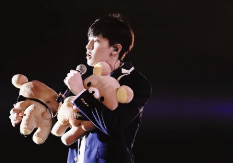 종대 : 찬녈아! 4글자로 된 말 중에 뭐가 제일 좋아~??
찬열 : 리락쿠마..(쑥쓰)
종대 :