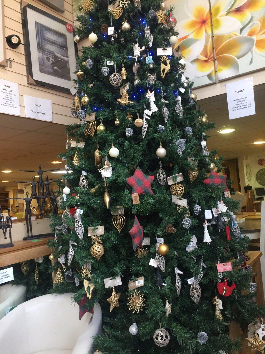 30% OFF ALL OUR CHRISTMAS DECORATIONS!! #holmeshill #christmas #decorations