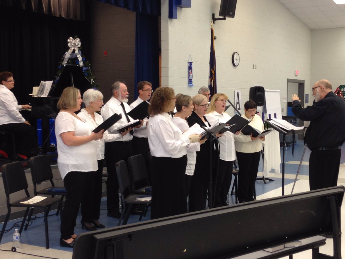 PresCane's tweet photo. Yesterday's Cantata was beautiful. Encore performance tonight at Del Webb, 7:00. #noel https://t.co/S7lLLwo3u1