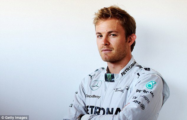 WARPmagazine's tweet photo. .@nico_rosberg se retira de la Fórmula 1😔  #WARPSpeedOfSound https://t.co/USkmkoah6q #F1 https://t.co/hQfDlaTgIL