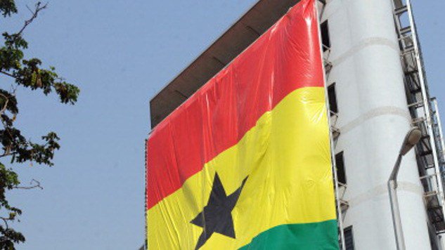 chikadibie's tweet photo. Fake U.S Embassy Issuing Authentic U.S Visas Busted In Accra, GhanatHE https://t.co/hhoEBJELSF https://t.co/A2Fdng9CtU