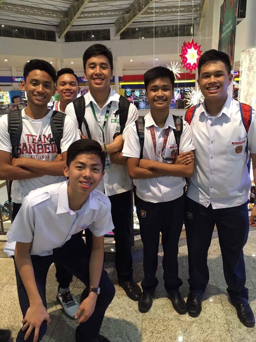 Jas_onmyfeet's tweet photo. Solid day with this guys! Thank u again boss @PaycanaAlec @edwardVarriba @TyroneUmali @GerardKit @marcusmiloooo https://t.co/Vm4PLUILNl