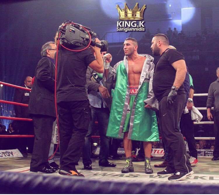 avniyldrm3's tweet photo. 1️⃣4️⃣▶️0️⃣ NE MUTLU TÜRK'üm DİYENE!!! 🇹🇷👍👊💪🇹🇷#MRROBOT #AVNİYILDIRIM#WBC #NUMBER2️⃣ @ahmetonerboxing https://t.co/kHffWrKAYG