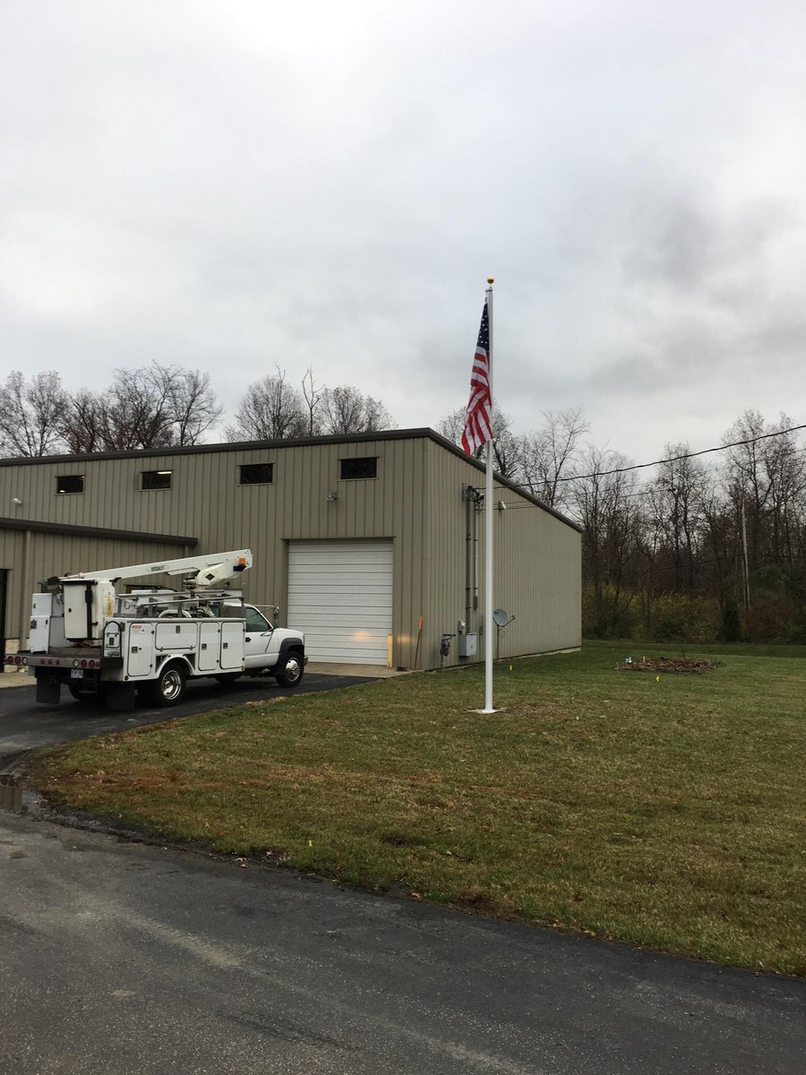 NatFlagCo's tweet image. Taking advantage of this sunny day installing flagpoles  Thank you @RyanHomes1948 and @MidwesternPlumb #FlyFreedom #SmallBusiness #USAMade