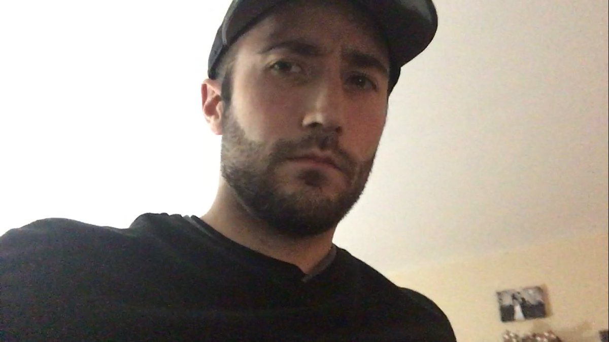 ChrisTDickson's tweet image. Only thing that has changed is my life is together and my beard game is solid 😂

#2006vs2016