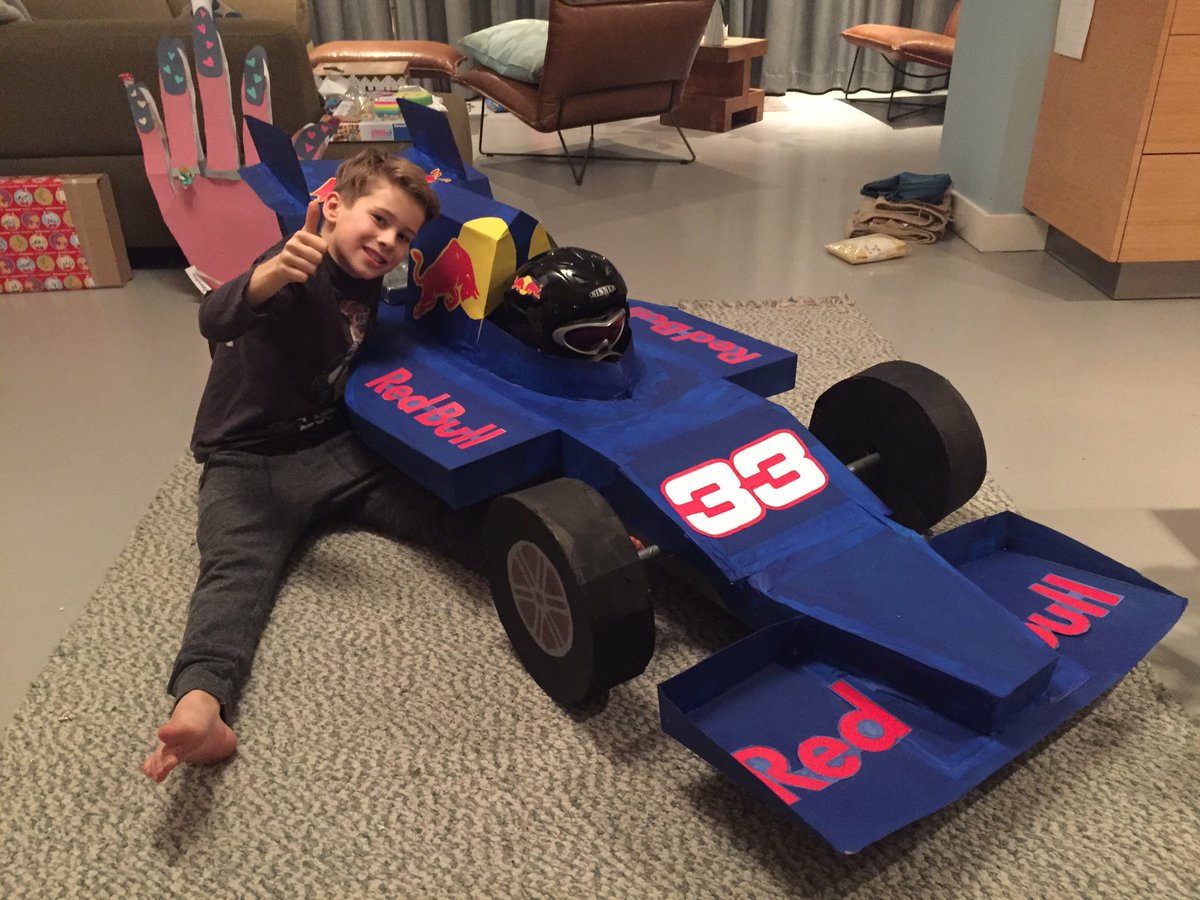 Oh kom er eens kijken ...
#max33verstappen  #redbullracingau #RenaultSport