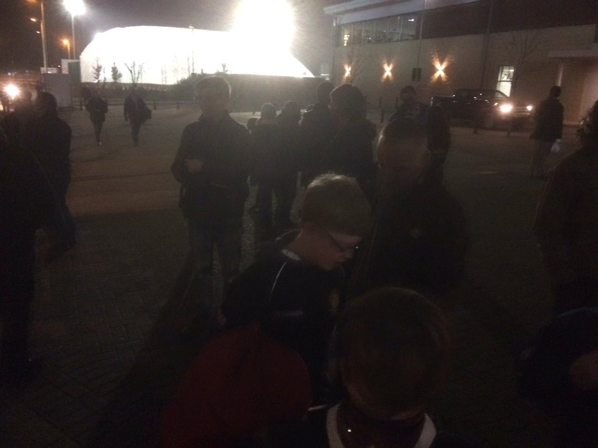 2ndExeterScouts's tweet photo. Gathering of the second at Sandy Park - Braves v Bath #popupscoutingexeter #fb https://t.co/43Q9uJc3kn