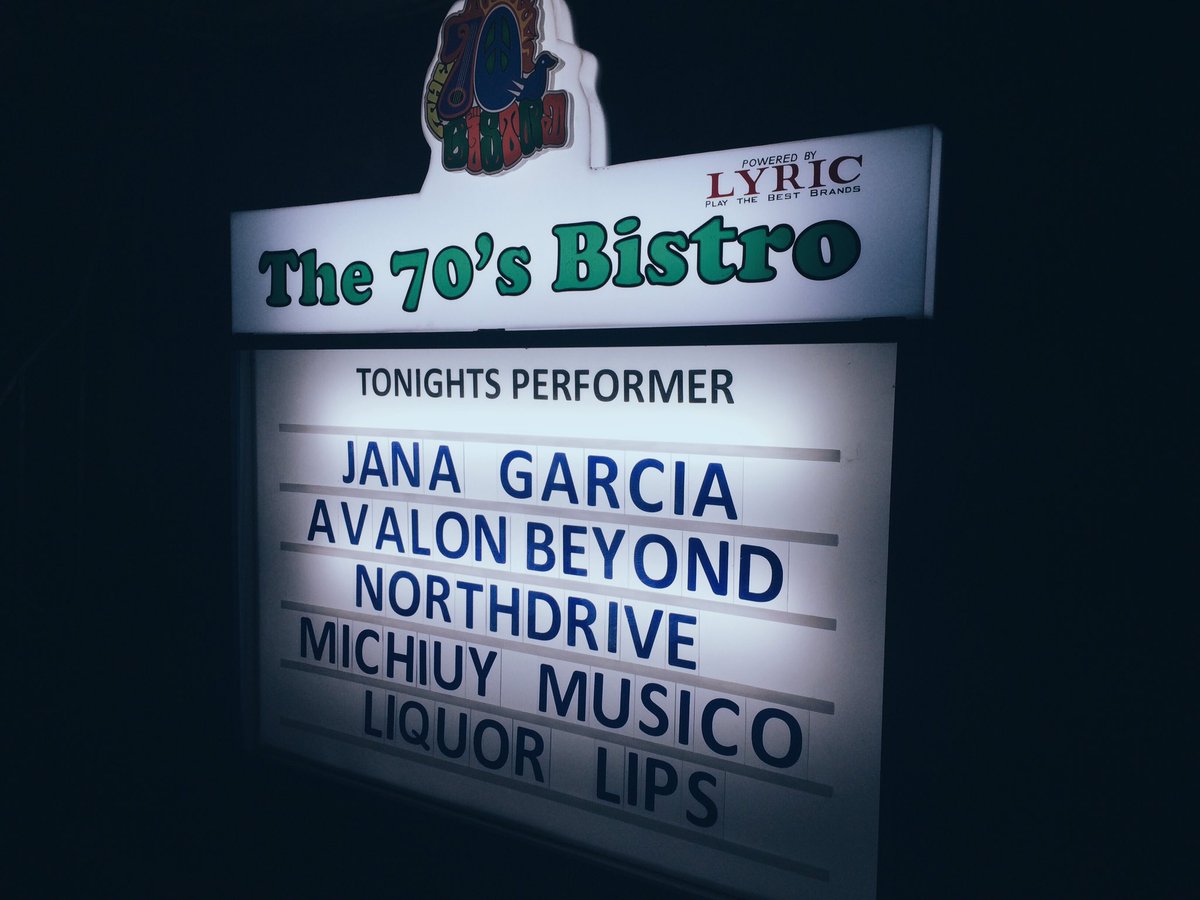 jianabat's tweet photo. 70's Bistro earlier! Salamat sa lahat ng sumuporta at nagpunta! Thank you, Jana Garcia and Sir Doie! ππ» #opm #musicoph https://t.co/YmdtVTSCvv