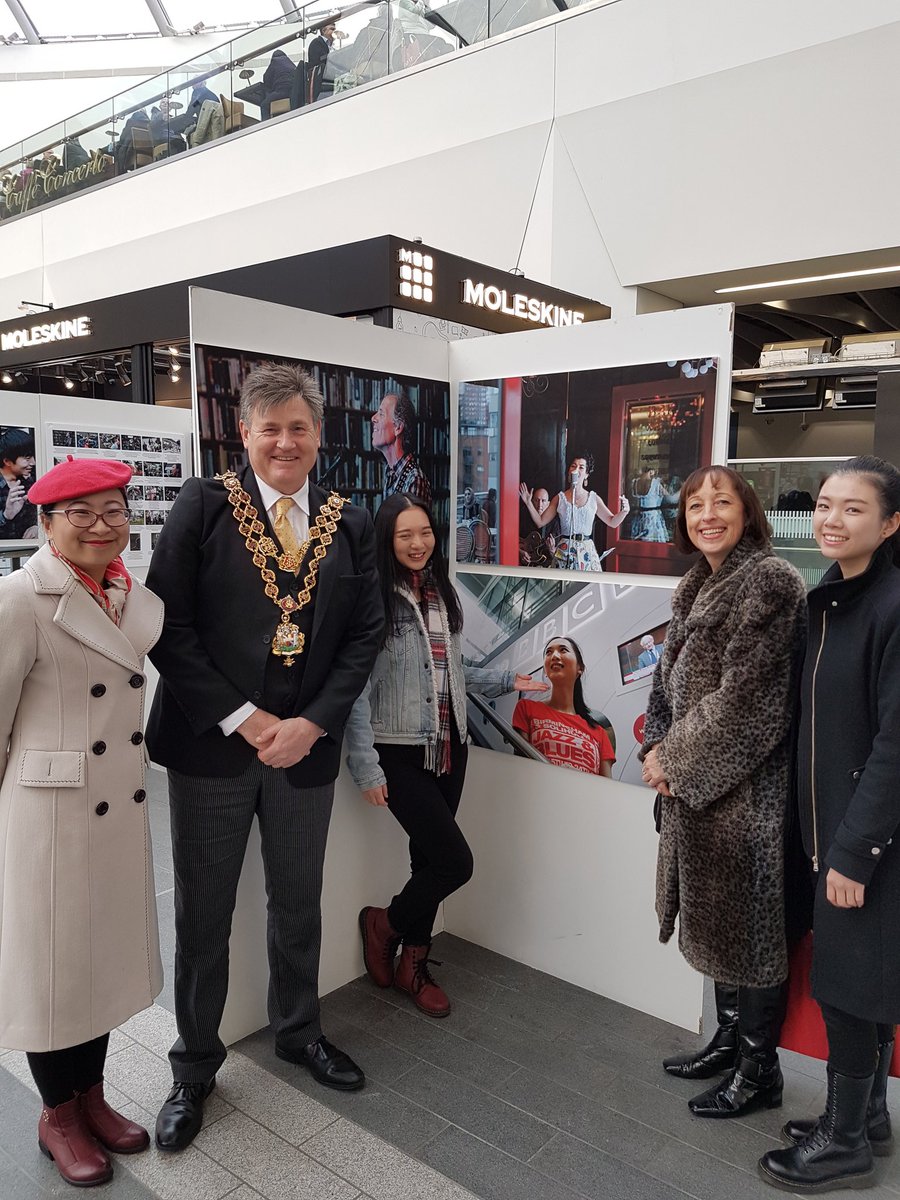 BrumLordMayor's tweet photo. Opening of Exhibition of Photography from the 32nd Birmingham &amp; Solihull Jazz Festival at New St Station. One of the City's great successes. https://t.co/9eRmMbTQk0