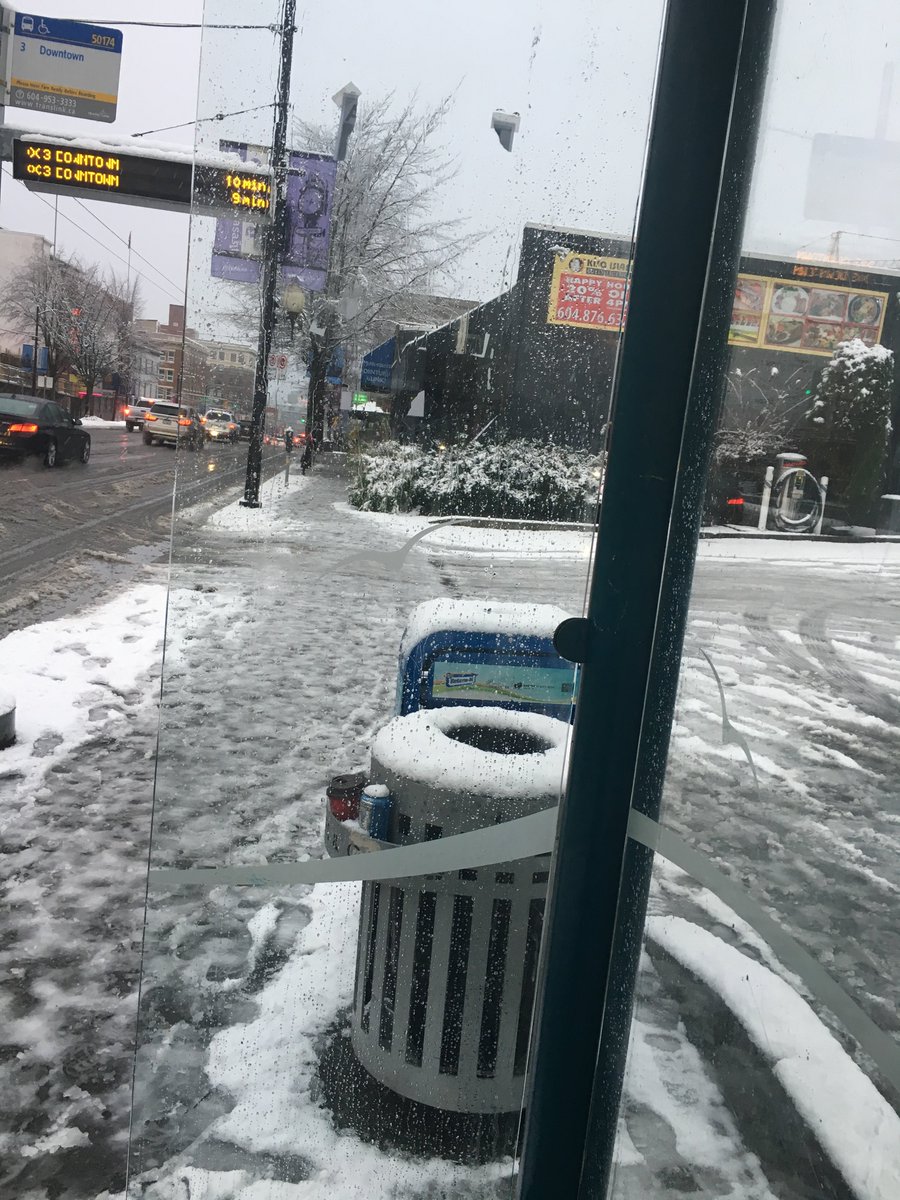 aplin_van's tweet photo. First Vancouver snow fall in 2016!
@aplin_van
#snowinyvr #snowing #Vancouver #yvr #davidaplin #dag #jobs #winter #holidays #snow #snowfall https://t.co/McyedXWkYt