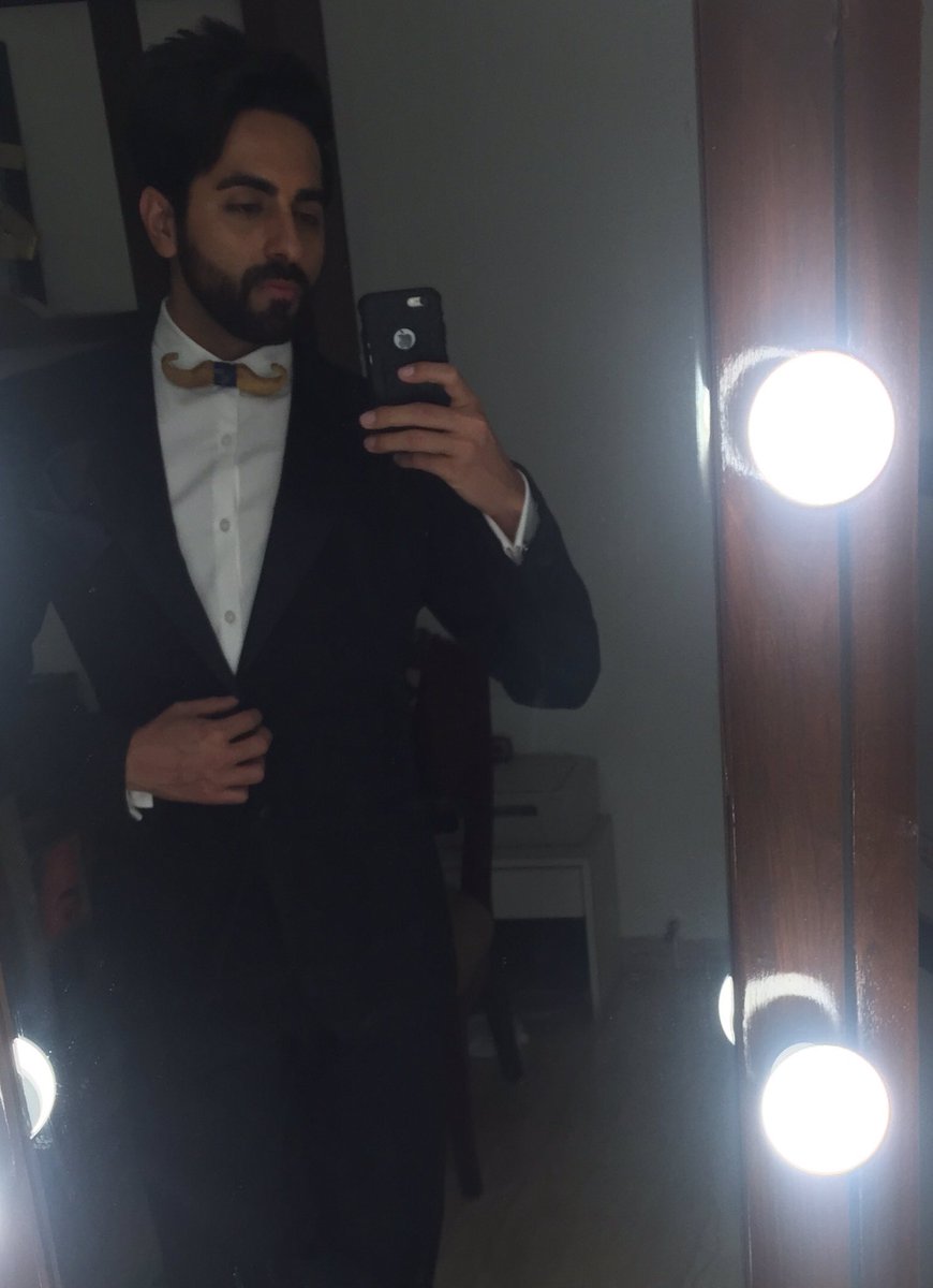 ayushmannk's tweet photo. Running super late for the eternal rockstar's bday. Dear @ManishMalhotra accept these post midnight greetings! ❤️ https://t.co/JFAsRAcGuu