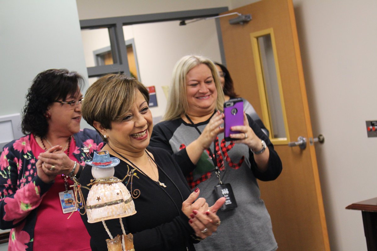 SpringISD's tweet photo. The #SpringPrizePatrol was at @CooperElem to congratulate them 4being the first to reaching 100% on the Employee Engagement Survey! #Way2Go https://t.co/yXRUBuoLaL