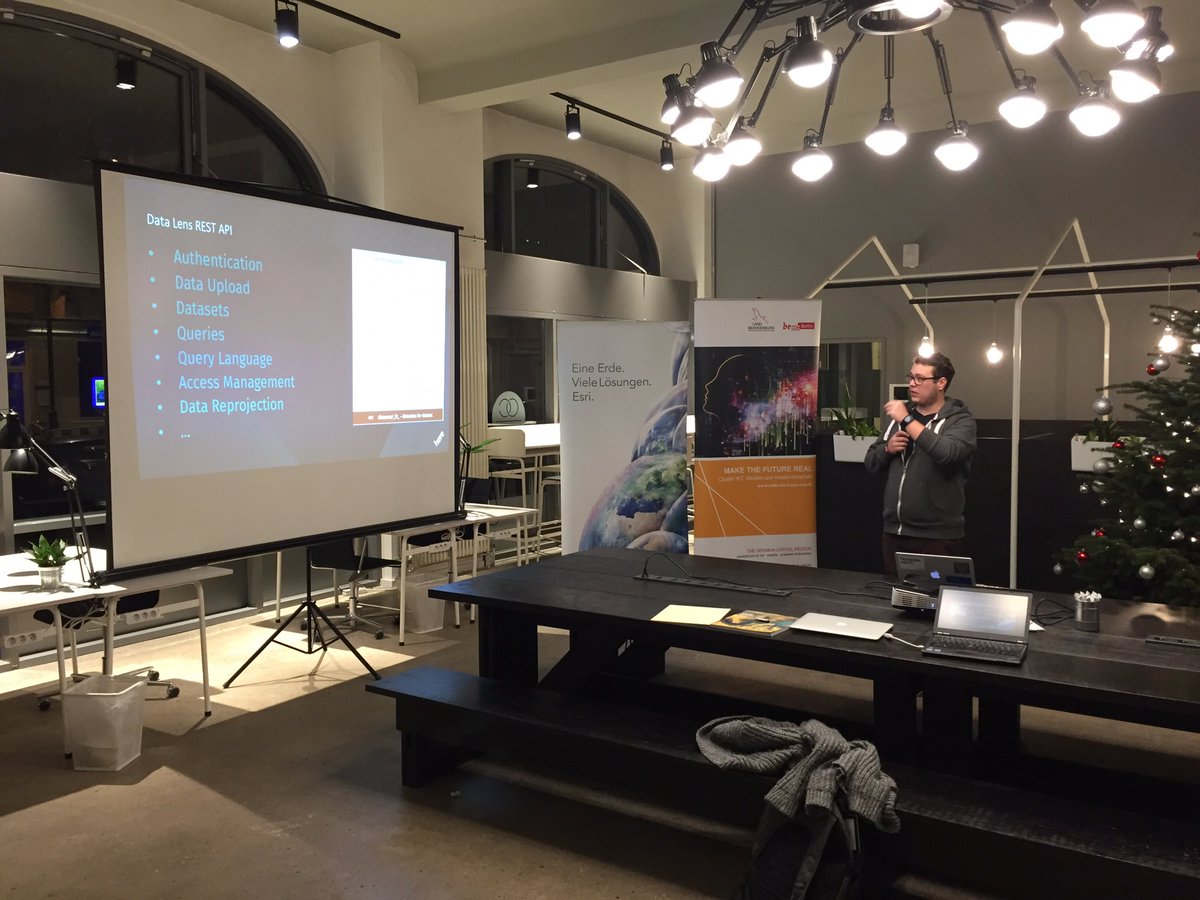GeoMonday's tweet photo. @stoimenpopov from @here is presenting their latest development from the Data Lens API for map visualization of #spatial data #GeoMonday https://t.co/D2g4WzsktP