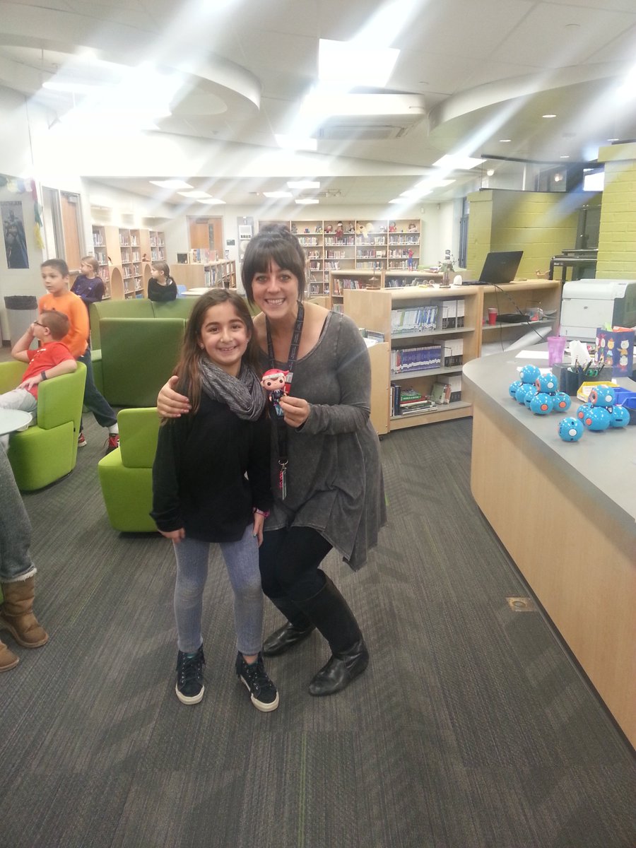 Ms. Thurman found elfie/menschie. <a href="/larissathurman/">Larissa Thurman</a> #kip109