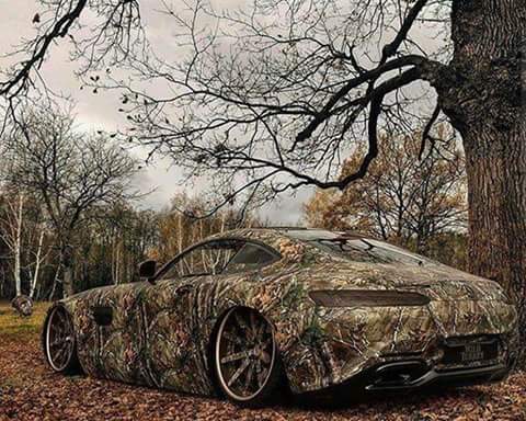 DarrelForbi's tweet photo. Camouflage #Lamborghini https://t.co/eZtikwZHU8