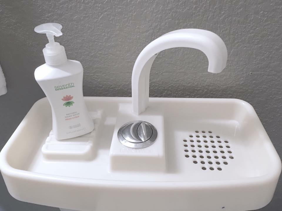 Sink2xSink's tweet photo. 17 California communities w/in 60 days of running out of water. Cut water bills in minutes and solve the bigger problem in a matter of weeks https://t.co/awk7mt6ta8