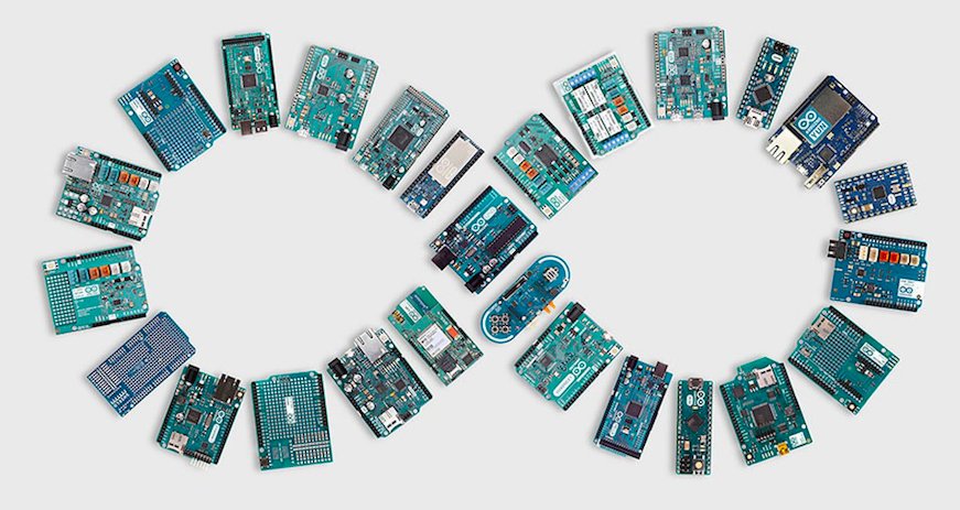 RogueMaking's tweet image. #BerlinGermany I will return to help open the #firstever #ArduinoStore Join us in person, or on Facebook Live! #Arduweenie will be there too