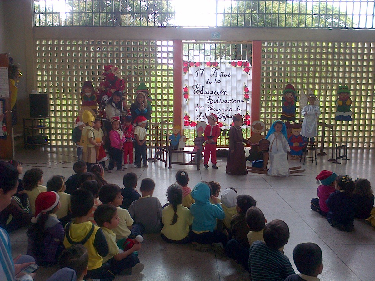 CeiUnet's tweet photo. NOVENA AL NIÑO JESÚS @MPPEDUCACION @ZonaEducTachira @CINICIALTACHIRA @SilvaEleazarL @rodulfohumberto @unicultura15 @UNEToficial https://t.co/u46g1p0msY