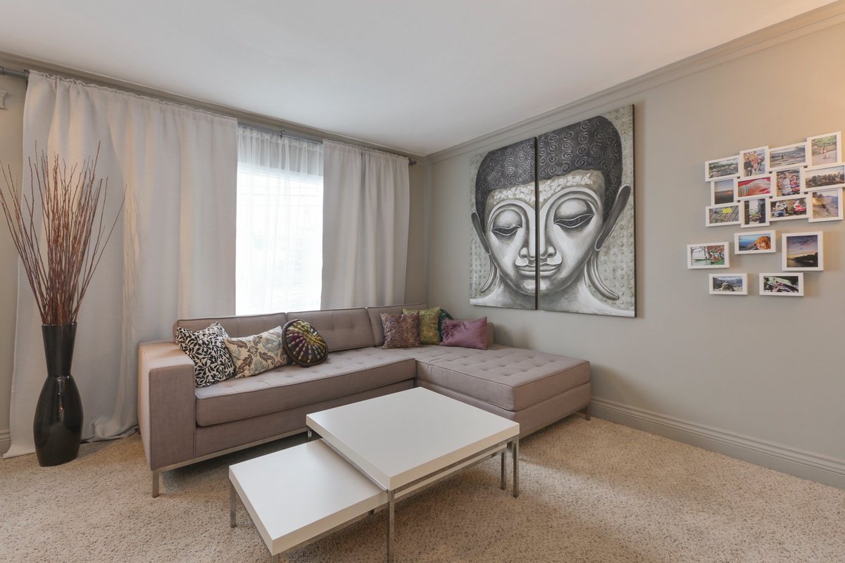 zachariasnathan's tweet photo. https://t.co/hTJbXbqdmj  #bungalow #albertapark R-C2 zoning with huge basement. Quick to downtown and plenty parking #calgary #yycre #yyc https://t.co/19SjMSmKEK