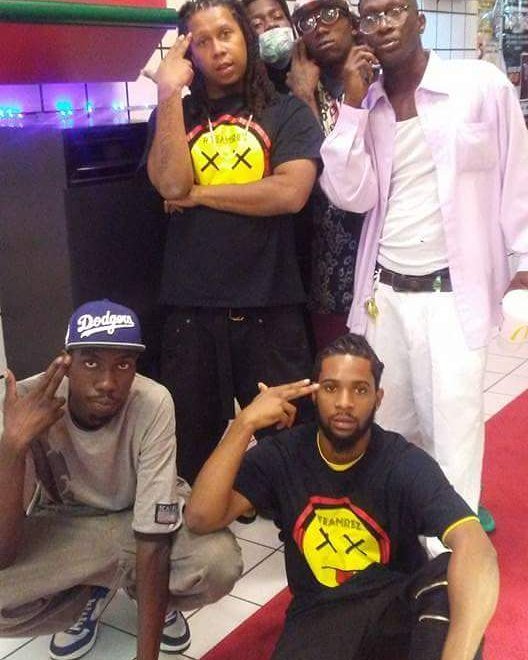 showupshowoutsc's tweet photo. #TeamRez #2k16Champs #RapathonTV #LIVEInterview https://t.co/0G7YP2IeZ7 https://t.co/eFLgaV8OFO