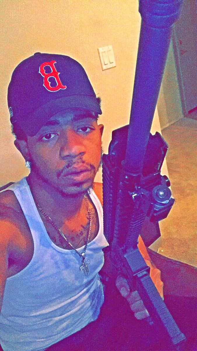 EDMKJ773's tweet photo. Big Ass AR 😈 #EveryDolla https://t.co/8GJv2dRxvn