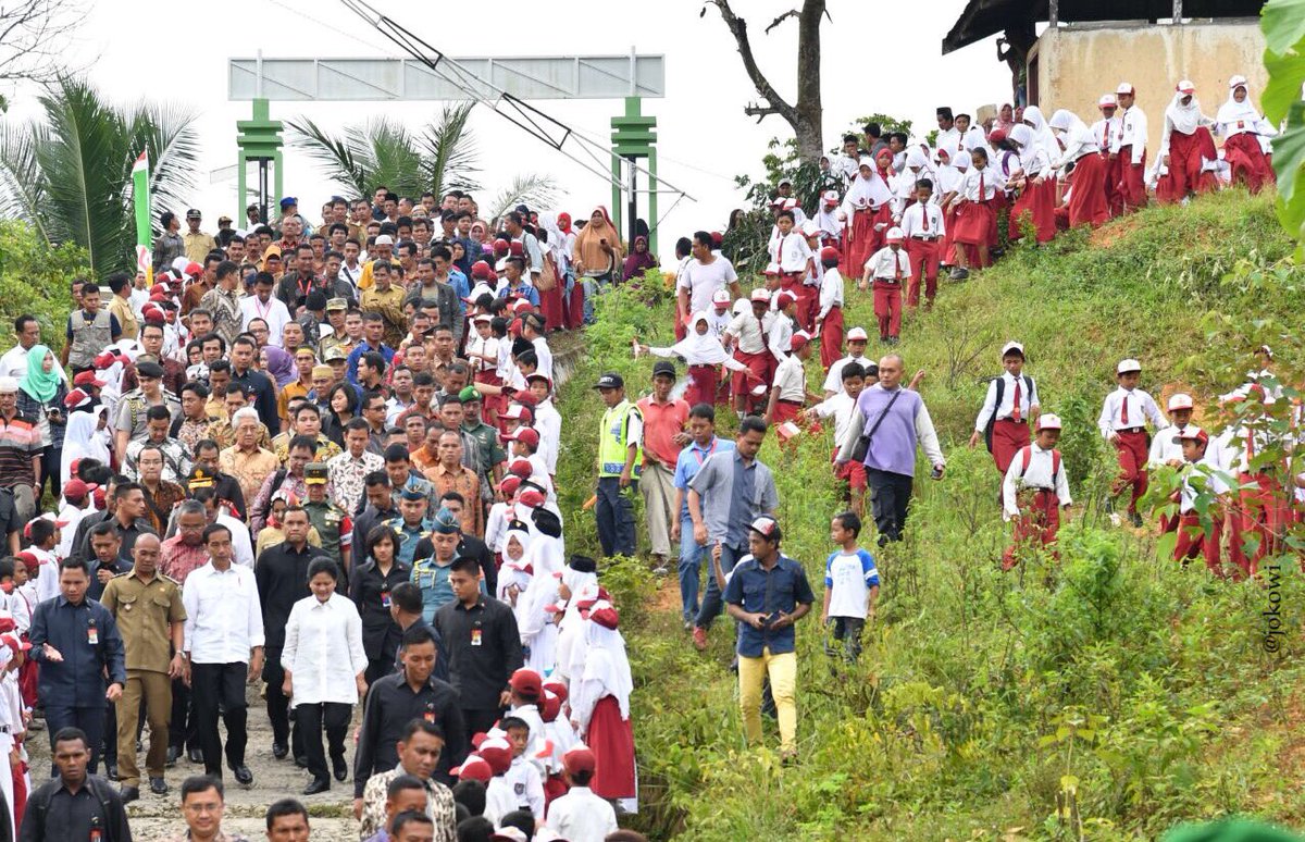 Joko Widodo tweet media