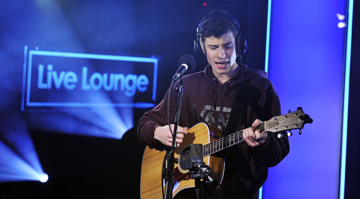 BBCR1's tweet photo. A reminder that the lovely @ShawnMendes will be in the Live Lounge tomorrow, if that's your kind of thing 💘😍

Watch &amp; listen from 12 🕛 https://t.co/Oa7Z1N1S4q