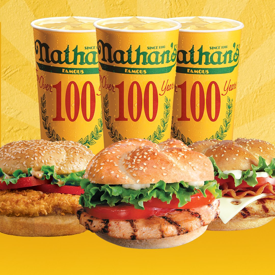Nathanspty's tweet photo. Ven a probar nuestros deliciosos Krispy Chicken Sandwich, Grilled Chicken Sandwich, Krispy Chicken Club e inicia la semana con todo. https://t.co/MtS6BhUEPn