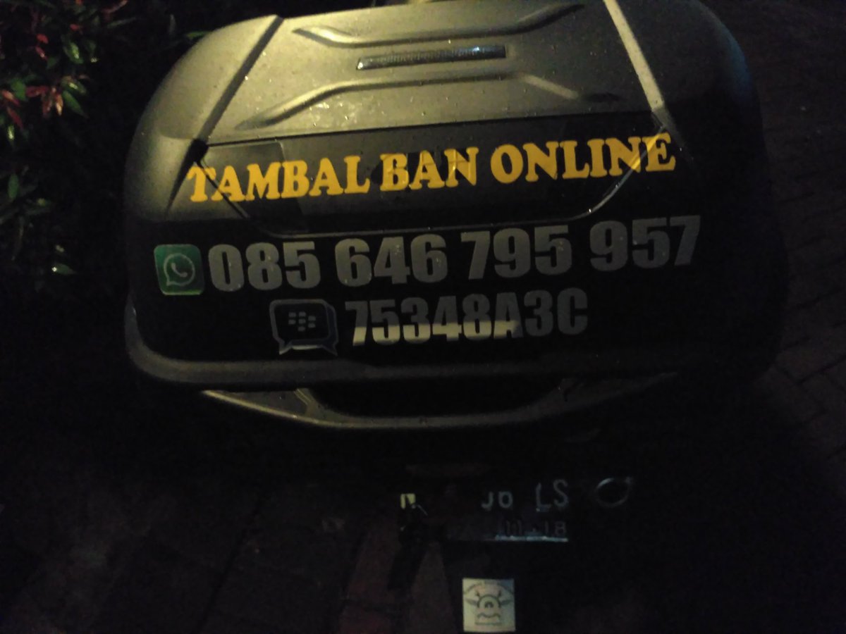 briand_fergie's tweet photo. [INFO] Lek butuh tambal ban online, iki nawakku osi dicalling rek. Buka 19.00-24.00wib. Siap Malang-Batu Kota. @infomalang @infoUB https://t.co/09NhmMx2mO