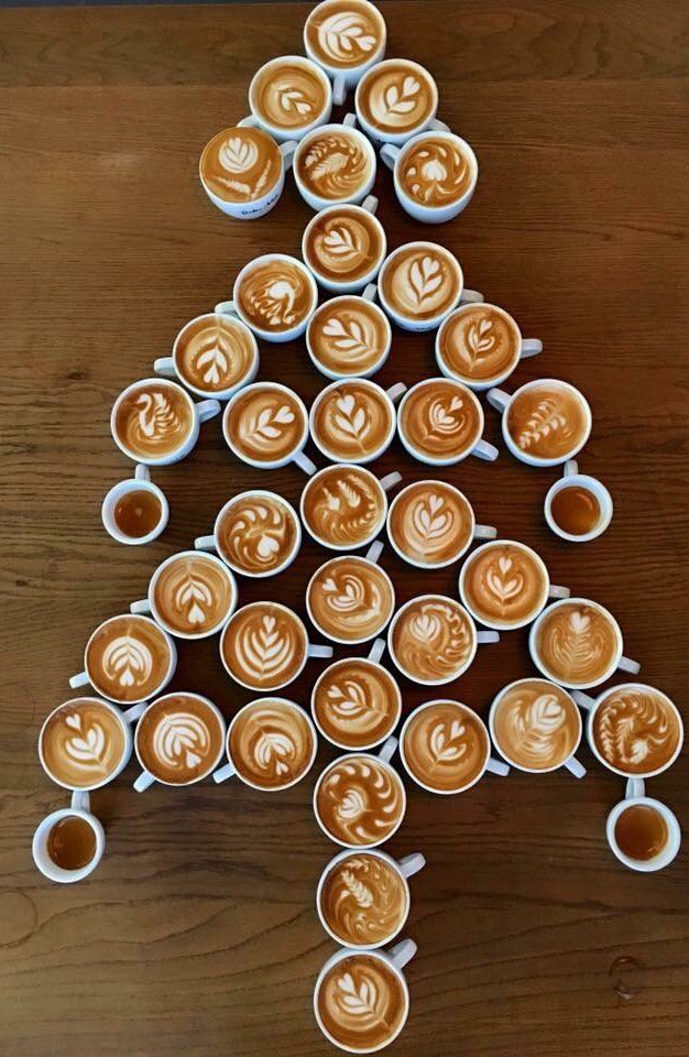 SherbrookeCoffe's tweet photo. ¡Es época de compartir y pasarla en familia! #MomentoSherbrooke #Lunes https://t.co/NNvO6X0AJi