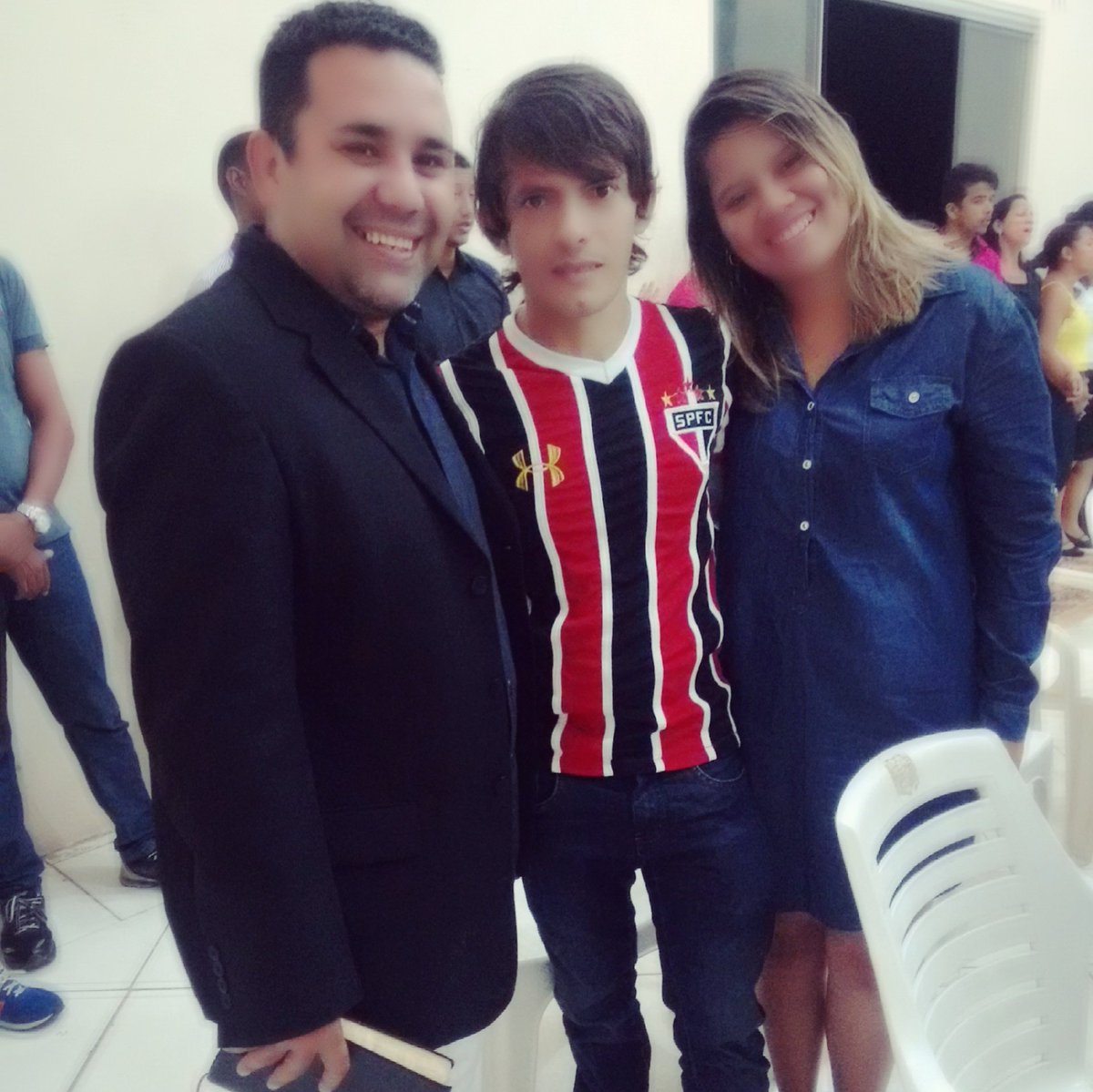 Tivemos o privilégio de estar ao lado desse grande homem de deus Francisco Weliton 📑📑na igreja resgatado vidas para Jesus