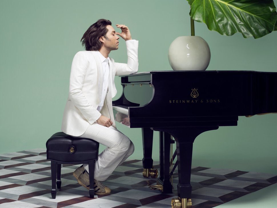 Steinway Magazine tweet media