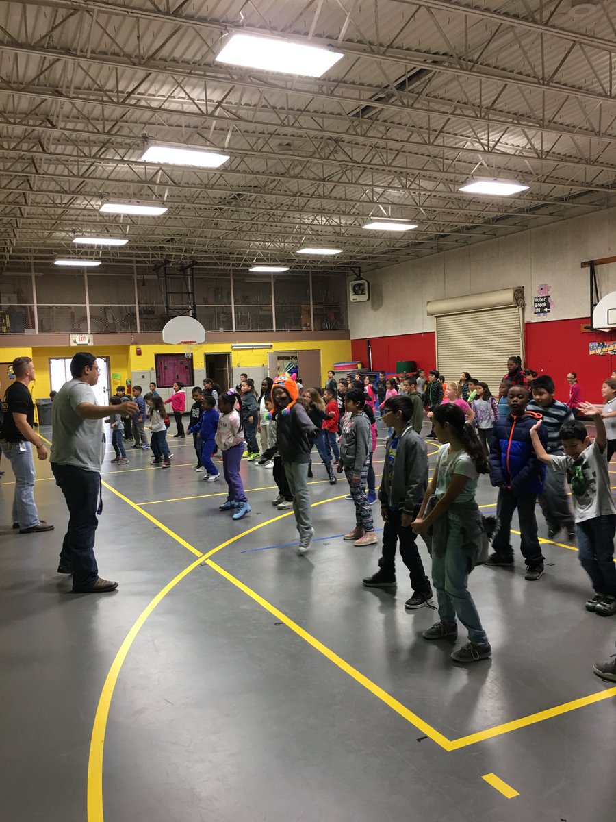 compscienceec's tweet photo. These @semustangpride mustangs are unplugged coding geniuses!!! #mustangpride #HourOfCode #ECHourOfCode @ECISD_CTE @ECISDtweets https://t.co/HZy0Nsksxx