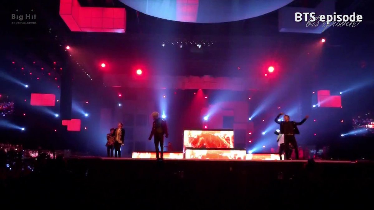 bangtan_russia's tweet image. [ВИДЕО] BTS @ 2016 MAMA
youtu.be/Gx3Cz1CqA84