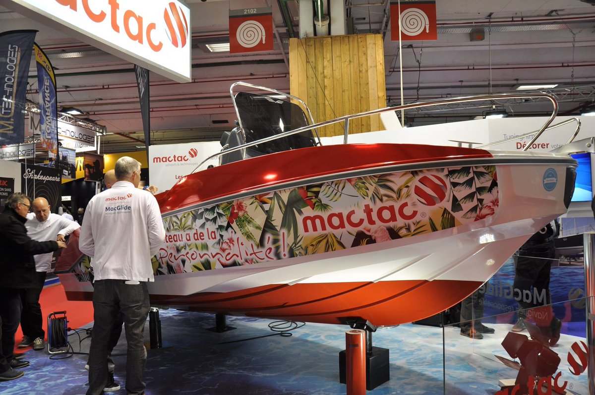 AderNautic_16's tweet photo. Quand votre bateau reflète votre personnalité grâce à Tunning Film.
#gravity #nautic2016 #NauticParis #GPFrance #VG2016 #tuning #macglide https://t.co/1PGZ4H4jvq