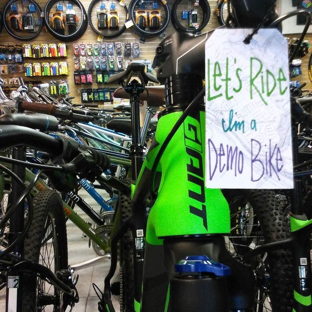 PhillyBikesmith's tweet photo. Wanna try a dropper post? Wanna try full suspension? It's the perfect time to try one of o… https://t.co/Du7aAPgx3c https://t.co/TJba5LGsKM