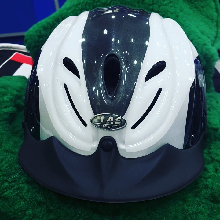 tack_online's tweet photo. Anvil Endurance Helmet | Las

#tackntrack #horse #uae #dubai #las #anvil #endurance #helmet https://t.co/MxHHTMYDHq