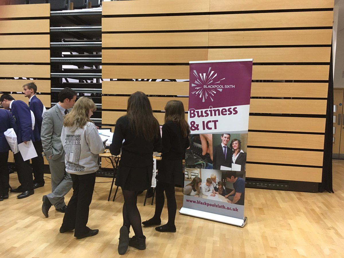 BlackpoolSixth's tweet photo. Exploring options in #Business and #ICT #ExcellenceProgramme https://t.co/VoJtsibdNG