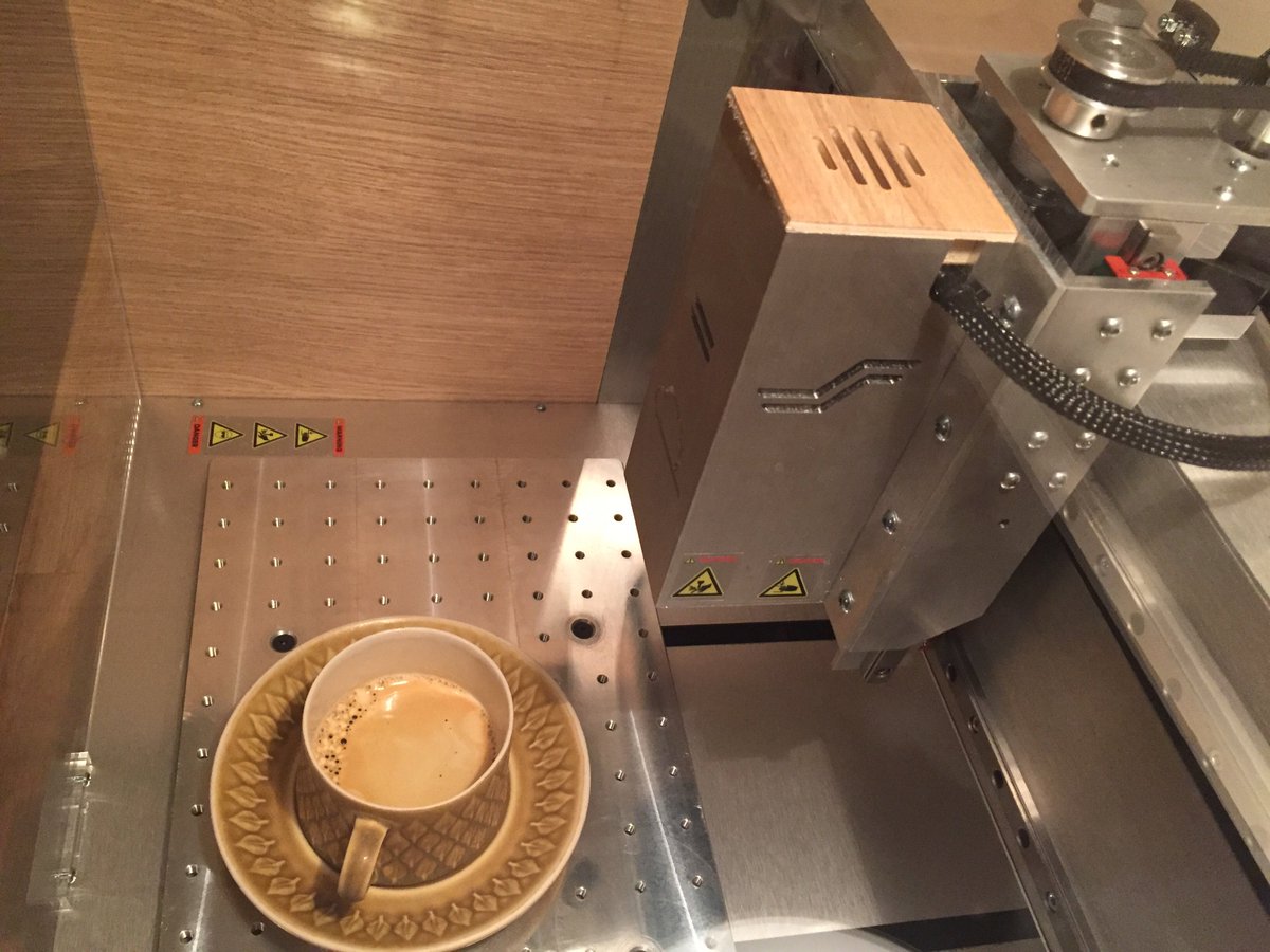 PEDUARD's tweet photo. Ever since I saw this beautiful #CNC machine in Rome I knew I wanted to sell it. #EduTechLab #Skolechat #Design https://t.co/QMyyAGDNji