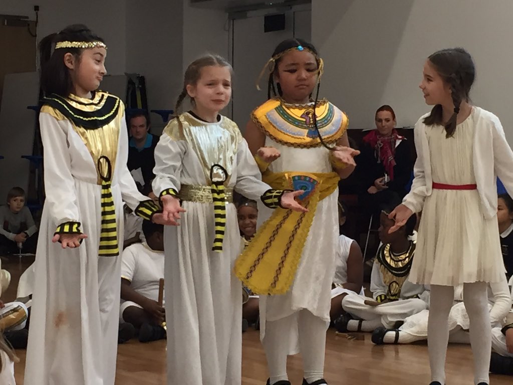 StMarys_SW8's tweet image. Thank you for organising such an interesting and fun day Miss Crowley. #learningisalwaysfun