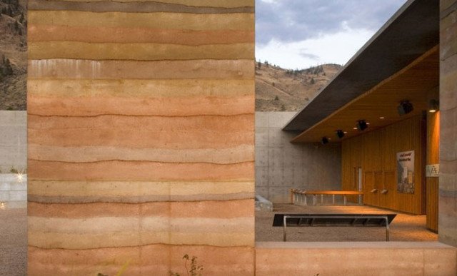 CEBbuilders's tweet photo. The most underrated use of #Soil in developed nations is for building #WorldSoilDay #Pictures of #Adobe #CompressedEarthBlock & #RammedEarth https://t.co/zoN23VYtWE